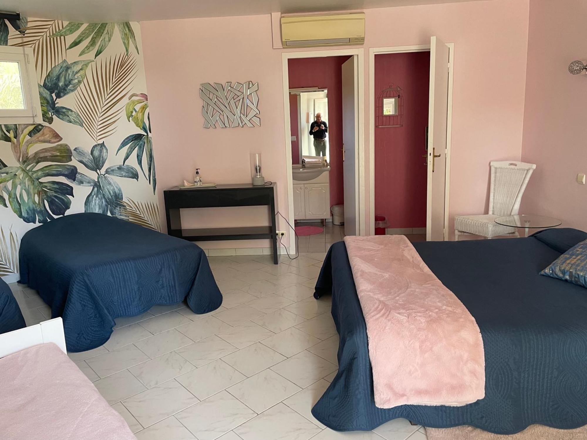 Lagalerne Bed & Breakfast Neuville-de-Poitou Bagian luar foto